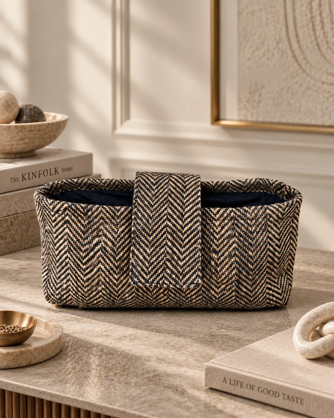 Herringbone jute wine purse